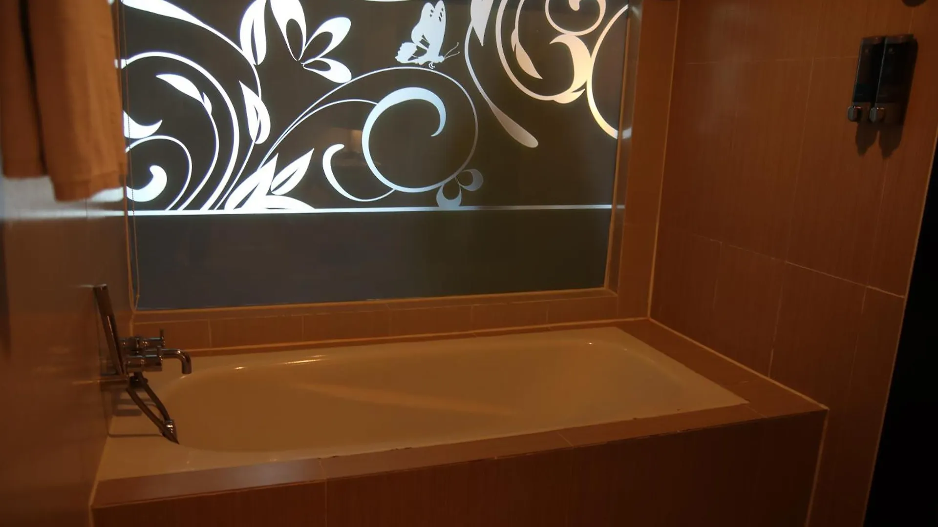 ***  The Klagan Hotel Kota Kinabalu Malaysia